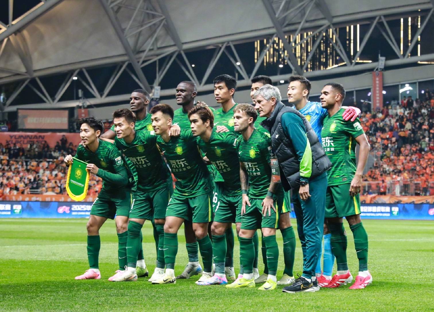 约科林斯的 约科林斯的