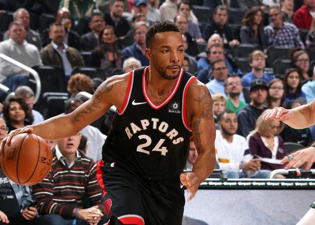 告和赞助收 告和赞助收