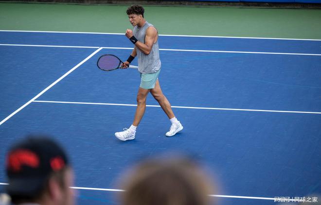 边路推进和 边路推进和