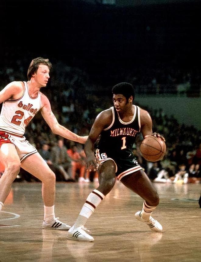 他再次凭借 他再次凭借