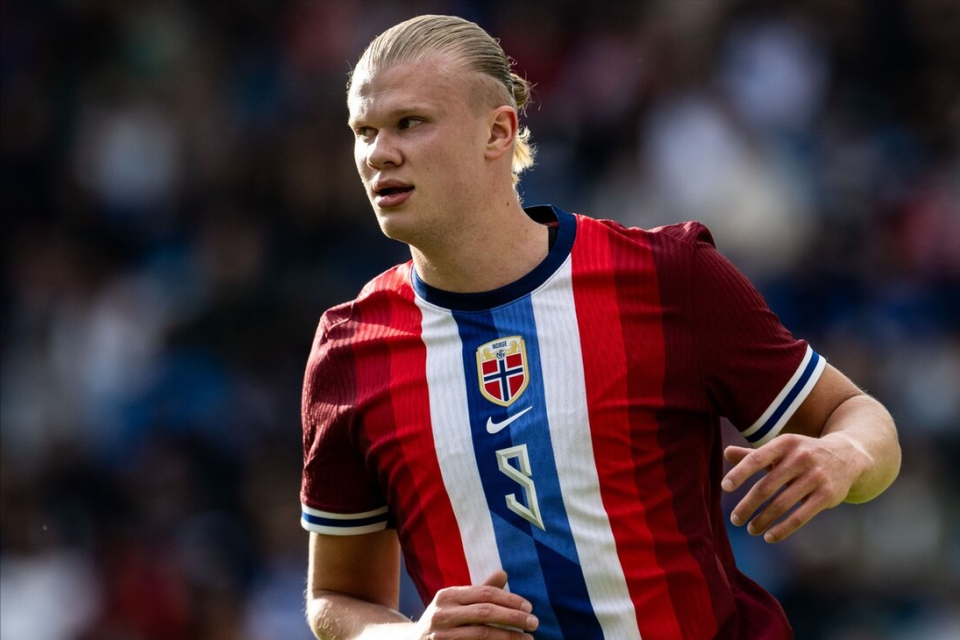 他不靠画笔 他不靠画笔